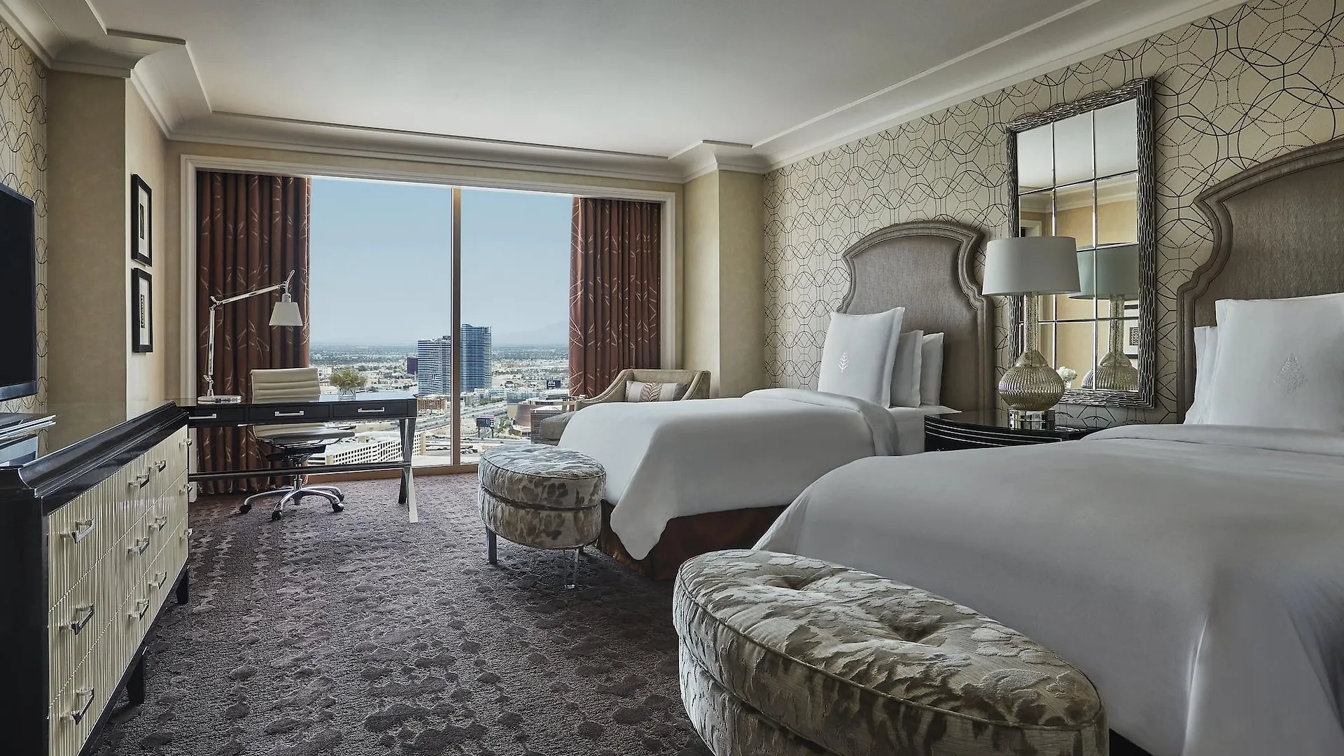 Four Seasons Hotel Las Vegas 5*,