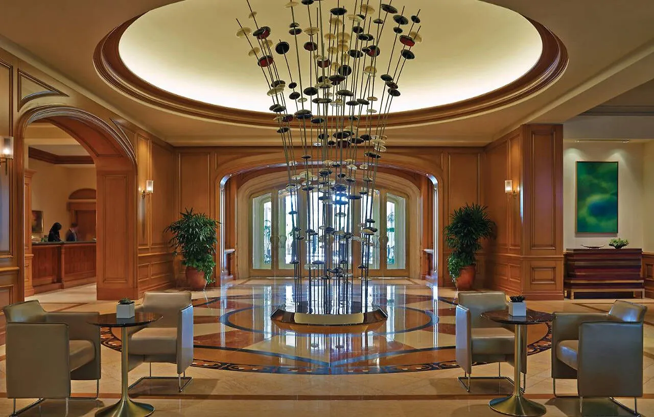 Four Seasons Hotel Las Vegas 5*,